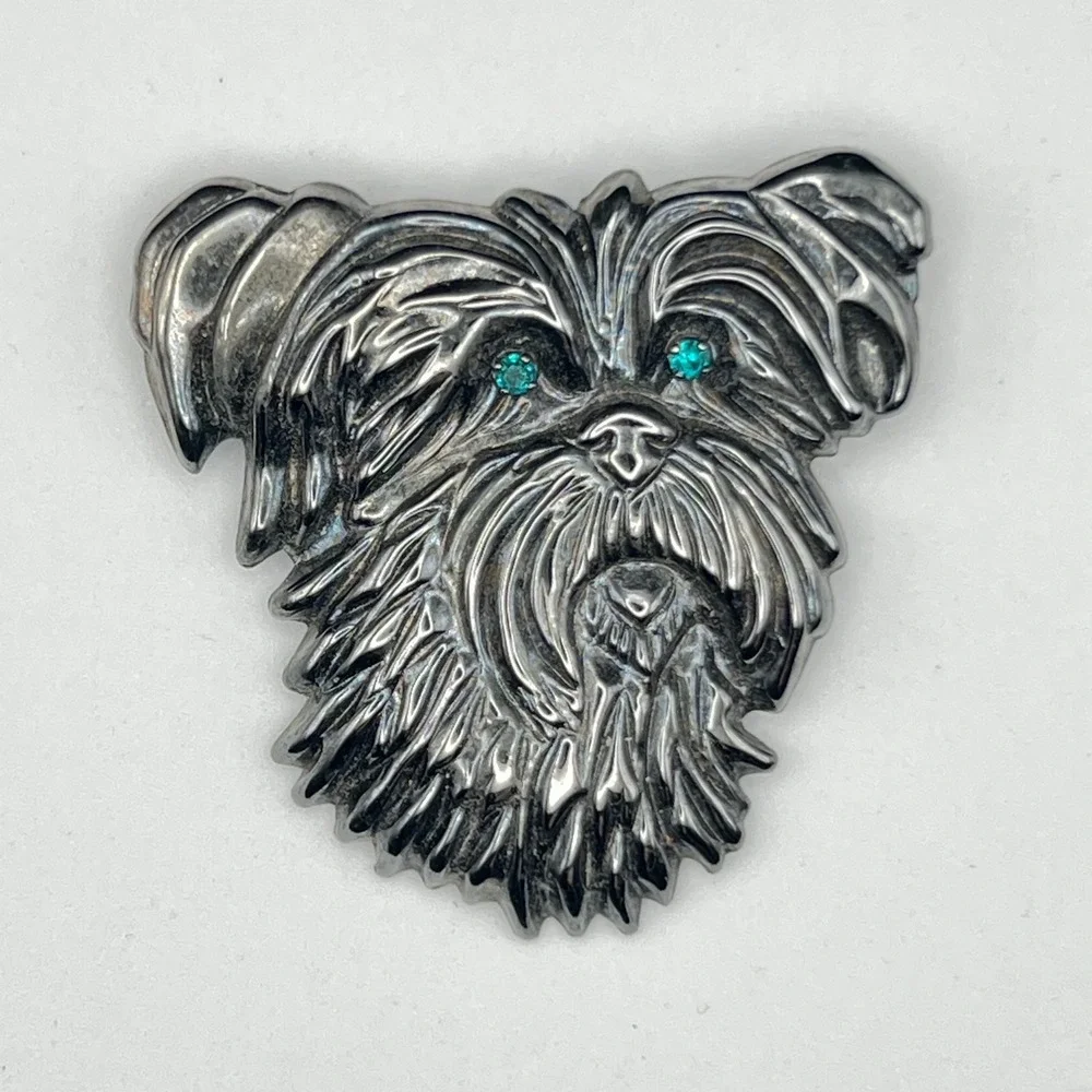 Vintage Dog Head Brooch Pin ‎ Silver Pewter Tone Terrier Yorkie with Green Eyes